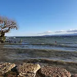 Entre Monts Et Nyon