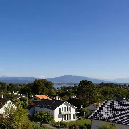 Entre Monts Et Nyon